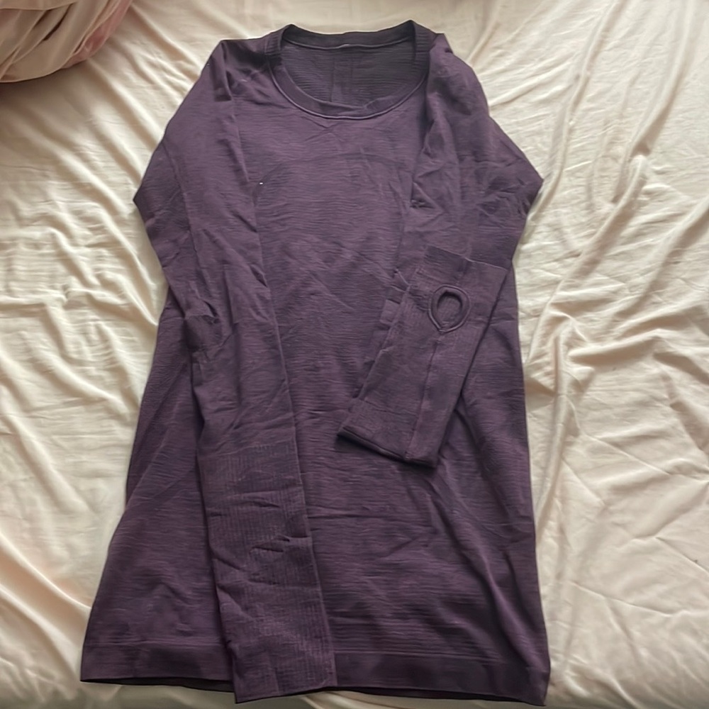 Lululemon switftly tech long sleeve